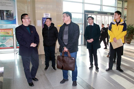 省春运办检查1(夏丽玉)_副本.jpg 省春运办检查1(夏丽玉)_副本.jpg