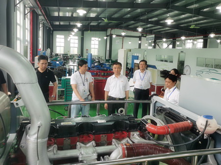 平湖政协调研交校1(余贻钦)_副本.jpg 平湖政协调研交校1(余贻钦)_副本.jpg